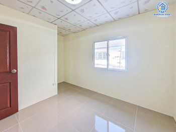 ทาวน์เฮ้าส์มือสอง โครงการ สุรางค์ แจ้งวัฒนะ เนื้อที่ 16.40 ตร.ว. ฟังก์ชัน 2 ห้องนอน 2 ห้องน้ำ 1 ที่จอดรถ ภายในสภาพดีเยี่ยม พร้อมเข้าอยู่ บนทำเลเดินทางสะดวกสบาย เชื่อมต่อถนนชัยพฤกษ์, ถนนติวานนท์-ปทุมธานี, ถนนแจ้งวัฒนะ ใกล้รถไฟฟ้าสายสีชมพู(สายอนาคต) จองเลย!...