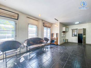 *****ทาวน์เฮ้าส์มือสองปทุมธานี หมู่บ้าน บ้านฟ้ารังสิต คลองสอง #หลังมุม เนื้อที่กว้างถึง 27 ตร.ว. ฟังก์ชัน 3 ห้องนอน 2 ห้องน้ำ 1 ที่จอดรถ บ้านสภาพดี บนทำเลเข้า-ออกเมืองสะดวกสุด เชื่อมต่อถนนรังสิต-นครนายก, ถนนพหลโยธิน, ถนนคลองสอง ใกล้ทางด่วน "อุตราภิมุข" สนใจติดต่อเลย!