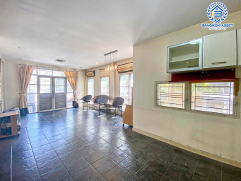 *****ทาวน์เฮ้าส์มือสองปทุมธานี หมู่บ้าน บ้านฟ้ารังสิต คลองสอง #หลังมุม เนื้อที่กว้างถึง 27 ตร.ว. ฟังก์ชัน 3 ห้องนอน 2 ห้องน้ำ 1 ที่จอดรถ บ้านสภาพดี บนทำเลเข้า-ออกเมืองสะดวกสุด เชื่อมต่อถนนรังสิต-นครนายก, ถนนพหลโยธิน, ถนนคลองสอง ใกล้ทางด่วน "อุตราภิมุข" สนใจติดต่อเลย!