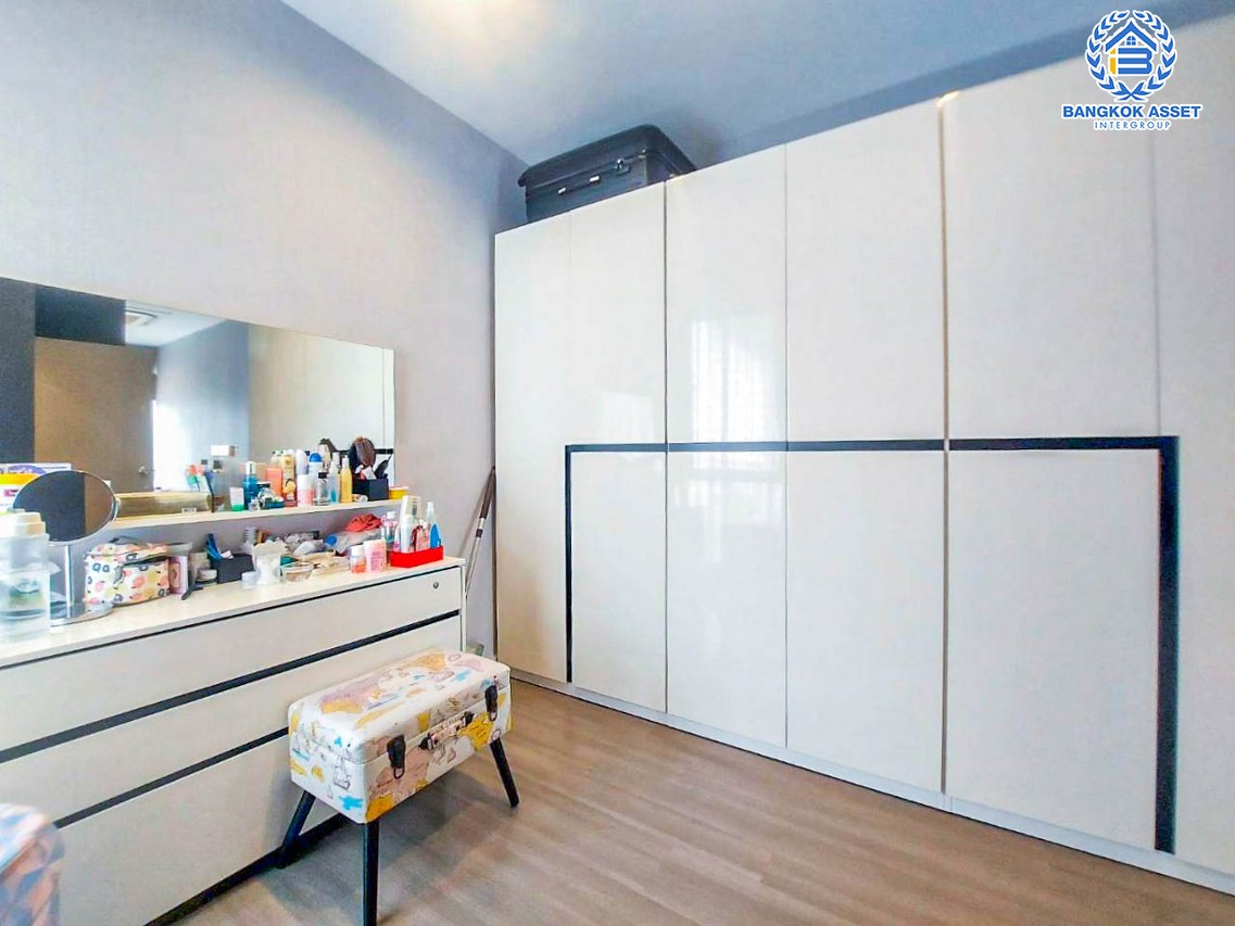 *****ทาวน์โฮมมือสองกรุงเทพมหานคร โครงการ สัมมากร อเวนิว รามอินทรา-วงแหวน เนื้อที่ 18.5 ตร.ว. ฟังก์ชัน 3 ห้องนอน 3 ห้องน้ำ 2 ที่จอดรถ บ้านสวย ฟรี! เครื่องทำน้ำอุ่น 2 เครื่อง บนทำเลติดถนนเลียบมอเตอร์เวย์ เชื่อมต่อถนนคู้บอน, ถนนรามอินทรา ใกล้คู่ขนานมอเตอร์เวย์ และจุดขึ้นทางด่วน "จตุโชติ"