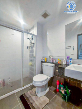 *****ทาวน์โฮมมือสองกรุงเทพมหานคร โครงการ สัมมากร อเวนิว รามอินทรา-วงแหวน เนื้อที่ 18.5 ตร.ว. ฟังก์ชัน 3 ห้องนอน 3 ห้องน้ำ 2 ที่จอดรถ บ้านสวย ฟรี! เครื่องทำน้ำอุ่น 2 เครื่อง บนทำเลติดถนนเลียบมอเตอร์เวย์ เชื่อมต่อถนนคู้บอน, ถนนรามอินทรา ใกล้คู่ขนานมอเตอร์เวย์ และจุดขึ้นทางด่วน "จตุโชติ"