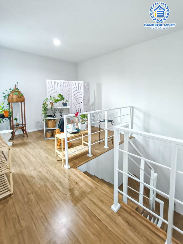 *****ทาวน์โฮมมือสองนนทบุรี  โครงการ บ้านกลางเมือง ราชพฤกษ์-พระราม5 เนื้อที่ 17 ตร.ว. ฟังก์ชัน 3 ห้องนอน 3 ห้องน้ำ 2 ที่จอดรถ บ้านสวย แถมฟรี! 4 เครื่องปรับอากาศ, 1 เครื่องทำน้ำอุ่น บนทำเลเดินทางสะดวก ใกล้รถไฟฟ้าสายสีม่วง "สถานีแยกติวานนท์" และทางด่วน "ศรีรัช" ห้ามพลาด!