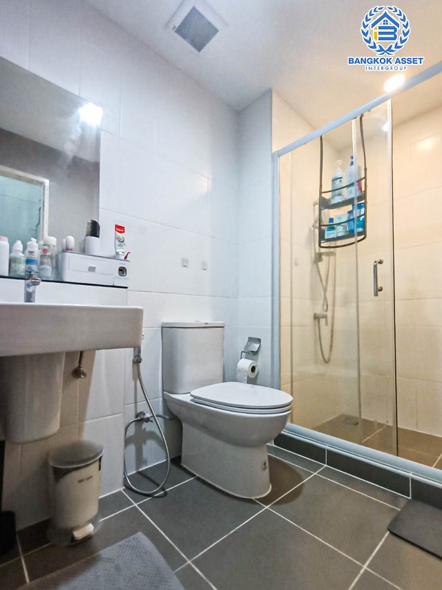 *****ทาวน์โฮมมือสองนนทบุรี  โครงการ บ้านกลางเมือง ราชพฤกษ์-พระราม5 เนื้อที่ 17 ตร.ว. ฟังก์ชัน 3 ห้องนอน 3 ห้องน้ำ 2 ที่จอดรถ บ้านสวย แถมฟรี! 4 เครื่องปรับอากาศ, 1 เครื่องทำน้ำอุ่น บนทำเลเดินทางสะดวก ใกล้รถไฟฟ้าสายสีม่วง "สถานีแยกติวานนท์" และทางด่วน "ศรีรัช" ห้ามพลาด!