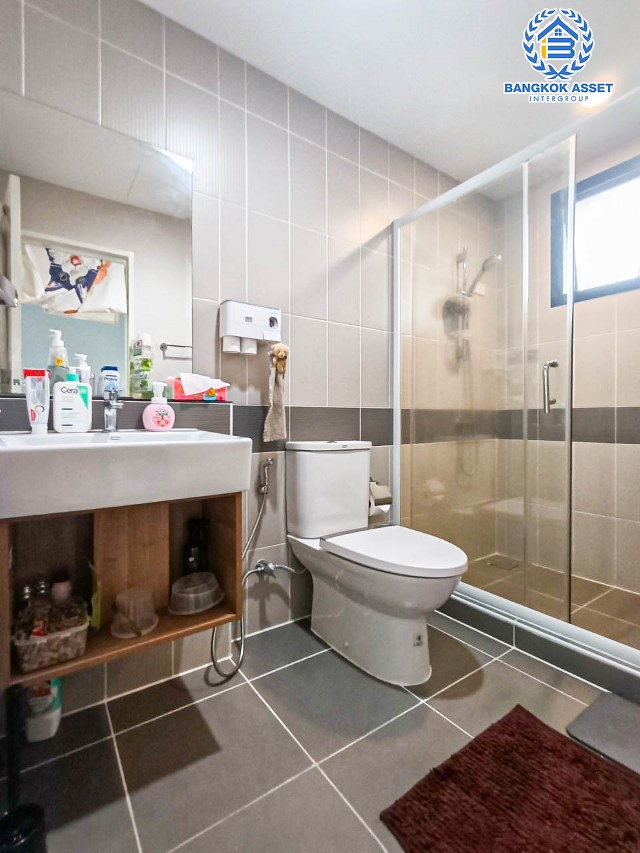 *****ทาวน์โฮมมือสองนนทบุรี  โครงการ บ้านกลางเมือง ราชพฤกษ์-พระราม5 เนื้อที่ 17 ตร.ว. ฟังก์ชัน 3 ห้องนอน 3 ห้องน้ำ 2 ที่จอดรถ บ้านสวย แถมฟรี! 4 เครื่องปรับอากาศ, 1 เครื่องทำน้ำอุ่น บนทำเลเดินทางสะดวก ใกล้รถไฟฟ้าสายสีม่วง "สถานีแยกติวานนท์" และทางด่วน "ศรีรัช" ห้ามพลาด!