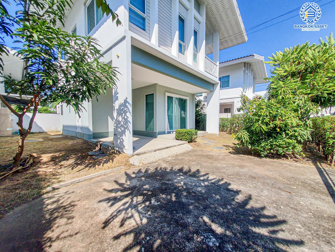 บ้านเดี่ยวมือสองนนทบุรี โครงการ คณาสิริ ปิ่นเกล้า-กาญจนาภิเษก คุณภาพระดับ แสนสิริ เนื้อที่ 50 ตร.ว. ฟังก์ชัน 3 ห้องนอน 2 ห้องน้ำ 2 ที่จอดรถ บ้านสภาพสวย แถมฟรี! 4 เครื่องปรับอากาศ บนทำเลแห่งการเดินทาง เชื่อมต่อ ถนนกาญจนาภิเษก, ถนนรัตนาธิเบศร์ ใกล้จุดขึ้นทางด่วน "ศรีรัช"