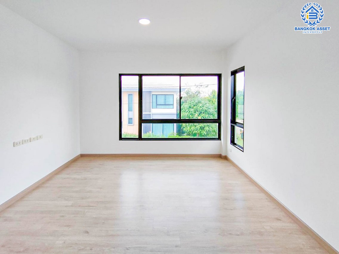 *****บ้านเดี่ยวมือสองนนทบุรี โครงการ คาซ่าวิลล์ ปิ่นเกล้า-ศรีรัช #หลังมุม เนื้อที่กว้าง 50 ตร.ว. ฟังก์ชัน 4 ห้องนอน 3 ห้องน้ำ 2 ที่จอดรถ บ้านใหม่ ไม่เคยอยู่ บนทำเลแห่งการเดินทาง เชื่อมต่อถนนกาญจาภิเษก, ถนนกรุงนนท์-จงถนอม, ถนนซอยวัดส้มเกลี้ยง ใกล้ทางด่วน "ศรีรัช" จองเลย!