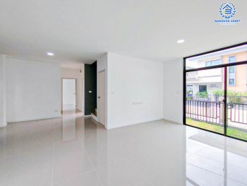 *****บ้านเดี่ยวมือสองนนทบุรี โครงการ คาซ่าวิลล์ ปิ่นเกล้า-ศรีรัช #หลังมุม เนื้อที่กว้าง 50 ตร.ว. ฟังก์ชัน 4 ห้องนอน 3 ห้องน้ำ 2 ที่จอดรถ บ้านใหม่ ไม่เคยอยู่ บนทำเลแห่งการเดินทาง เชื่อมต่อถนนกาญจาภิเษก, ถนนกรุงนนท์-จงถนอม, ถนนซอยวัดส้มเกลี้ยง ใกล้ทางด่วน "ศรีรัช" จองเลย!