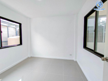 *****บ้านเดี่ยวมือสองนนทบุรี โครงการ คาซ่าวิลล์ ปิ่นเกล้า-ศรีรัช #หลังมุม เนื้อที่กว้าง 50 ตร.ว. ฟังก์ชัน 4 ห้องนอน 3 ห้องน้ำ 2 ที่จอดรถ บ้านใหม่ ไม่เคยอยู่ บนทำเลแห่งการเดินทาง เชื่อมต่อถนนกาญจาภิเษก, ถนนกรุงนนท์-จงถนอม, ถนนซอยวัดส้มเกลี้ยง ใกล้ทางด่วน "ศรีรัช" จองเลย!