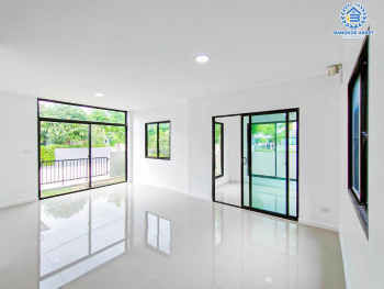 *****บ้านเดี่ยวมือสองนนทบุรี โครงการ คาซ่าวิลล์ ปิ่นเกล้า-ศรีรัช #หลังมุม เนื้อที่กว้าง 50 ตร.ว. ฟังก์ชัน 4 ห้องนอน 3 ห้องน้ำ 2 ที่จอดรถ บ้านใหม่ ไม่เคยอยู่ บนทำเลแห่งการเดินทาง เชื่อมต่อถนนกาญจาภิเษก, ถนนกรุงนนท์-จงถนอม, ถนนซอยวัดส้มเกลี้ยง ใกล้ทางด่วน "ศรีรัช" จองเลย!