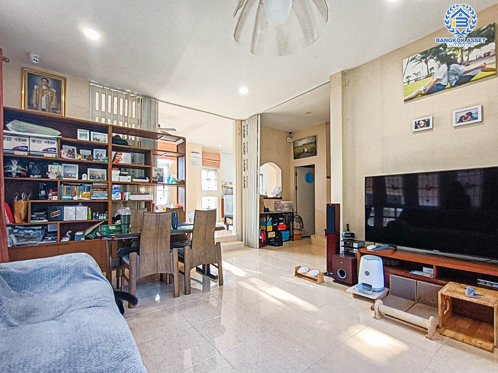 *****บ้านเดี่ยวมือสอง โครงการ เพอร์เฟคเพลส ไทรม้า เนื้อที่กว้าง 130.60 ตร.ว. ฟังก์ชัน 3 ห้องนอน 3 ห้องน้ำ 2 ที่จอดรถ ภายในสภาพสวย พร้อมเข้าอยู่ แถมฟรี! เครื่องปรับอากาศ เครื่องทำน้ำอุ่นบนทำเลดี เชื่อมต่อถนนรัตนาธิเบศร์ ถนนราชพฤกษ์ ถนนติวานนท์ ใกล้รถไฟฟ้าสายสีม่วง "สถานีท่าอิฐ" และจุดขึ้นทางด่วน "ศรีรัช"