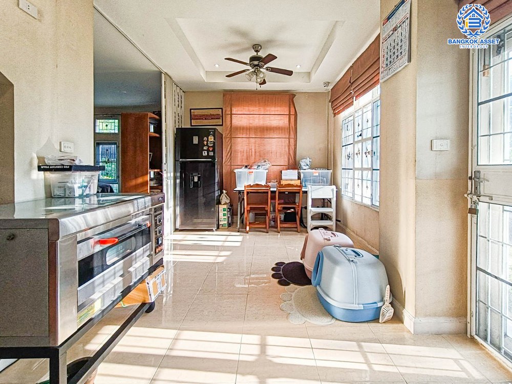 *****บ้านเดี่ยวมือสอง โครงการ เพอร์เฟคเพลส ไทรม้า เนื้อที่กว้าง 130.60 ตร.ว. ฟังก์ชัน 3 ห้องนอน 3 ห้องน้ำ 2 ที่จอดรถ ภายในสภาพสวย พร้อมเข้าอยู่ แถมฟรี! เครื่องปรับอากาศ เครื่องทำน้ำอุ่นบนทำเลดี เชื่อมต่อถนนรัตนาธิเบศร์ ถนนราชพฤกษ์ ถนนติวานนท์ ใกล้รถไฟฟ้าสายสีม่วง "สถานีท่าอิฐ" และจุดขึ้นทางด่วน "ศรีรัช"