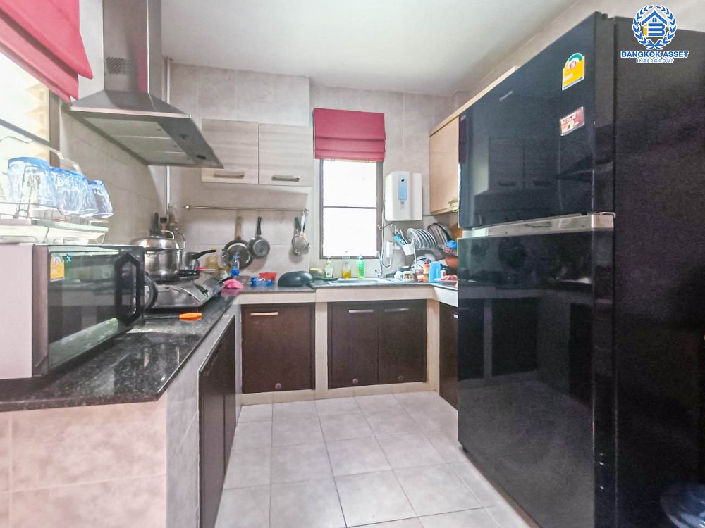 *****บ้านเดี่ยวมือสอง โครงการ เศรษฐสิริ ประชาชื่น เนื้อที่กว้าง 67.10 ตร.ว. ฟังก์ชัน 4 ห้องนอน 4 ห้องน้ำ 2 ที่จอดรถ บ้านพื้นที่กว้าง ภายในสภาพใหม่ พร้อมเข้าอยู่ได้ทันที ตั้งบนทำเลดี เชื่อมต่อถนนประชาชื่น ถนนสามัคคี ถนนงามวงศ์วาน ใกล้รถไฟฟ้าสายสีม่วง "สถานีสถานีศูนย์ราชการนนทบุรี" และจุดขึ้นทางด่วน "งามวงศ์วาน" จองเลย