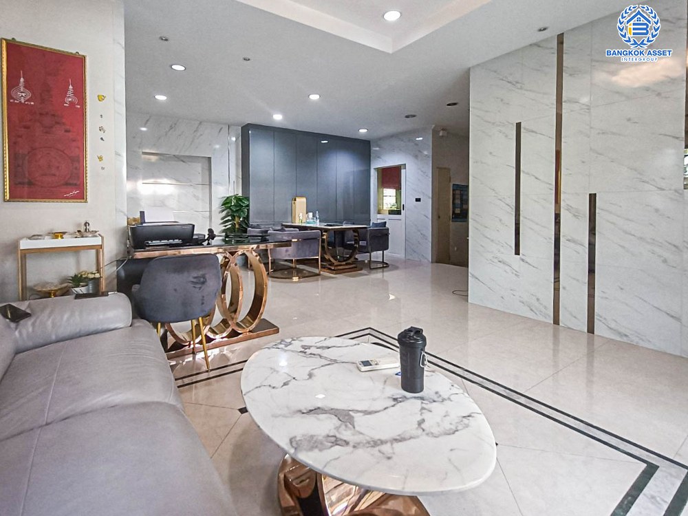 *****บ้านเดี่ยวมือสอง โครงการ เศรษฐสิริ ประชาชื่น เนื้อที่กว้าง 67.10 ตร.ว. ฟังก์ชัน 4 ห้องนอน 4 ห้องน้ำ 2 ที่จอดรถ บ้านพื้นที่กว้าง ภายในสภาพใหม่ พร้อมเข้าอยู่ได้ทันที ตั้งบนทำเลดี เชื่อมต่อถนนประชาชื่น ถนนสามัคคี ถนนงามวงศ์วาน ใกล้รถไฟฟ้าสายสีม่วง "สถานีสถานีศูนย์ราชการนนทบุรี" และจุดขึ้นทางด่วน "งามวงศ์วาน" จองเลย