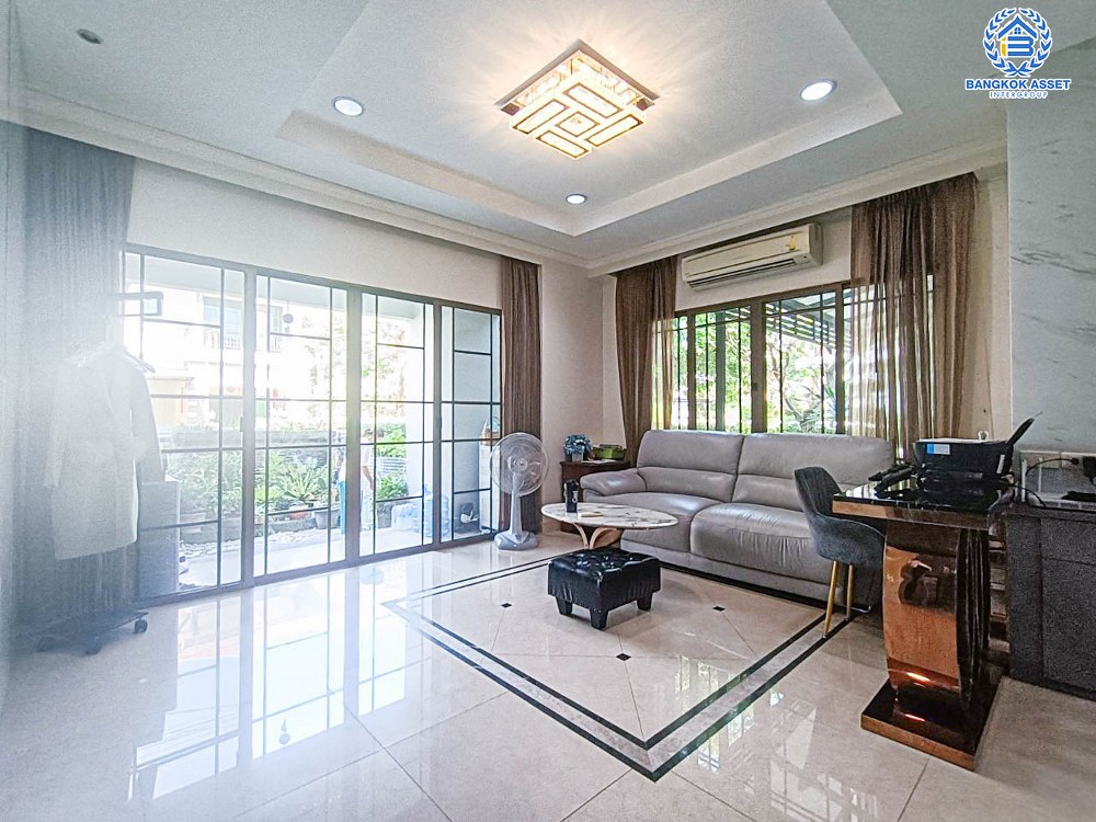 *****บ้านเดี่ยวมือสอง โครงการ เศรษฐสิริ ประชาชื่น เนื้อที่กว้าง 67.10 ตร.ว. ฟังก์ชัน 4 ห้องนอน 4 ห้องน้ำ 2 ที่จอดรถ บ้านพื้นที่กว้าง ภายในสภาพใหม่ พร้อมเข้าอยู่ได้ทันที ตั้งบนทำเลดี เชื่อมต่อถนนประชาชื่น ถนนสามัคคี ถนนงามวงศ์วาน ใกล้รถไฟฟ้าสายสีม่วง "สถานีสถานีศูนย์ราชการนนทบุรี" และจุดขึ้นทางด่วน "งามวงศ์วาน" จองเลย