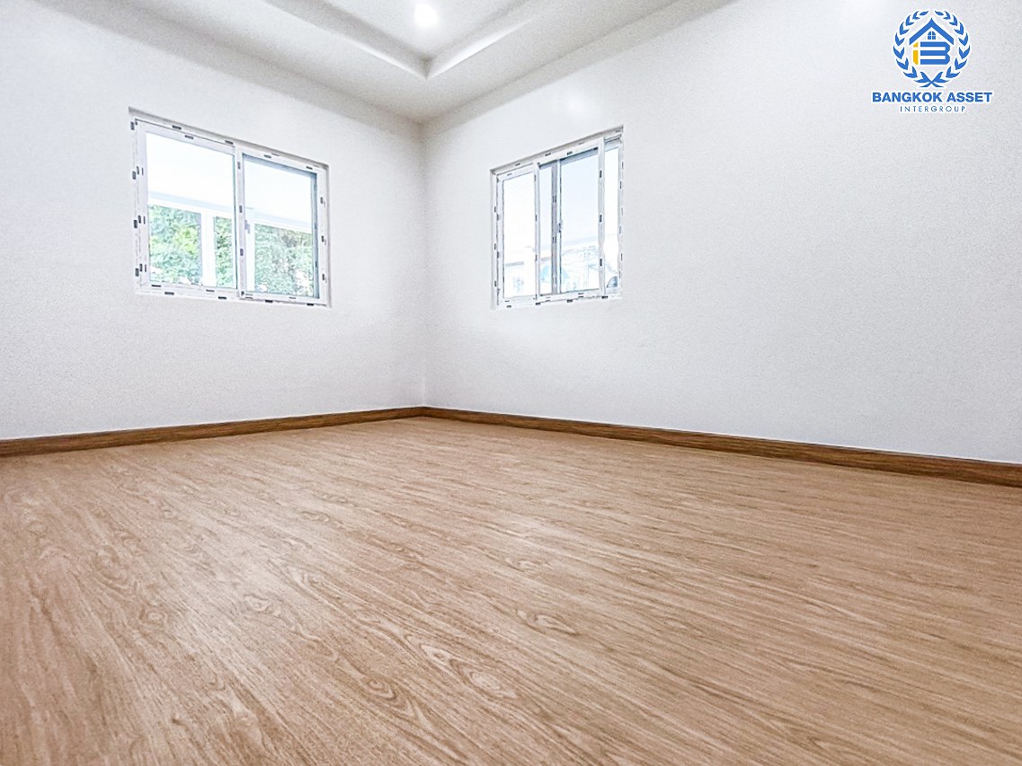 ทาวน์เฮ้าส์ 1 ชั้นมือสองนนทบุรี โครงการ พฤกษา41 กาญจนาภิเษก #หลังมุม เนื้อที่กว้างถึง 25 ตร.ว. ฟังก์ชัน 2 ห้องนอน 2 ห้องน้ำ 1 ที่จอดรถ บ้านสวย บนทำเลดี เชื่อมต่อ ถนนกาญจนาภิเษก ใกล้รถไฟฟ้าสายสีม่วง "สถานีตลาดบางใหญ่" และจุดขึ้นทางด่วน "ศรีรัช" ราคาดี!