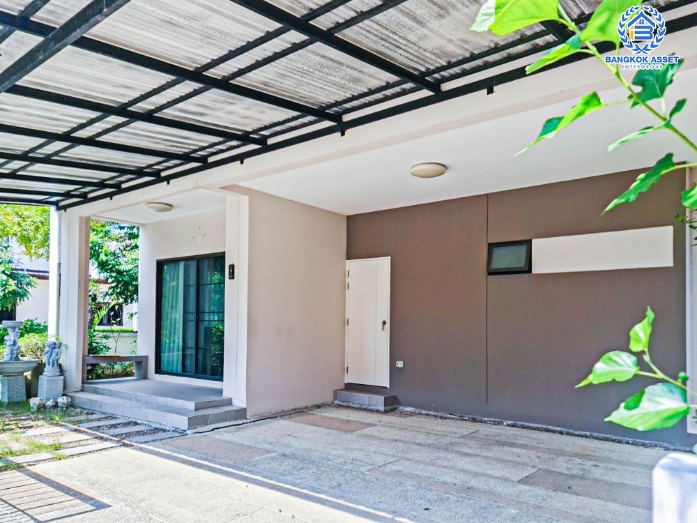 *****บ้านเดี่ยวมือสอง โครงการ ธนาวิลเลจ2 พระราม5-บางใหญ่ หลังมุม เนื้อที่ 52.40 ตร.ว. ฟังก์ชัน 4 ห้องนอน 3 ห้องน้ำ 2 ที่จอดรถ แต่งสไตล์โมเดิร์น พร้อมอยู่ ตั้งบนทำเลเดินทางสะดวก เชื่อมต่อถนนรัตนาธิเบศร์ ถนนกาญจนาภิเษก ใกล้รถไฟฟ้าสายสีม่วง "สถานีตลาดบางใหญ่" และจุดขึ้นทางด่วน "กาญจนาภิเษก"