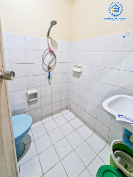 *****ทาวน์เฮ้าส์มือสอง พื้นที่กว้าง! ซอยวิภาวดีรังสิต70 ทำเลวิภาวดีรังสิต เนื้อที่ 14 ตร.ว. ฟังก์ชัน 2 ห้องนอน 2 ห้องน้ำ 1 ที่จอดรถ สภาพดี ฟังก์ชันครบ สไตล์โดดเด่น บนทำเลดี เชื่อมต่อถนนบางกรวย-กรุงเทพ ถนนวิภาวดี-รังสิต ใกล้รถไฟฟ้าสายสีแดง "สถานีหลักสี่" และจุดขึ้นโทลเวย์ดอนเมือง