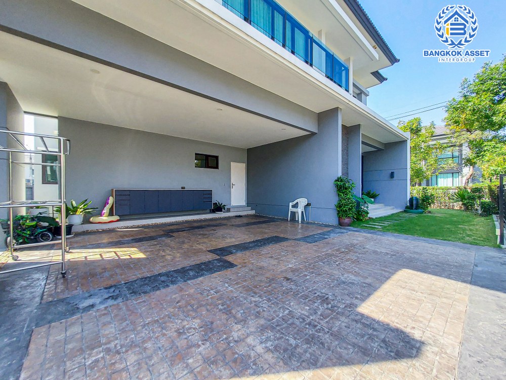 *****บ้านเดี่ยวมือสอง โครงการ เดอะซิตี้ราชพฤกษ์-ปิ่นเกล้า หลังมุม เนื้อที่ 99.80 ตร.ว. ฟังก์ชัน 4 ห้องนอน 4 ห้องน้ำ 3 ที่จอดรถ บ้านสภาพดีเยี่ยม ของแถมอีกเพียบ! บนทำเลเดินทางสะดวก เชื่อมต่อถนนกาญจนาภิเษก ถนนรัตนาธิเบศร์ ถนนบางกรวยไทรน้อย ใกล้รถไฟฟ้าสายสีม่วง "สถานีบางพลู" และจุดขึ้นทางด่วน "ศรีรัช"