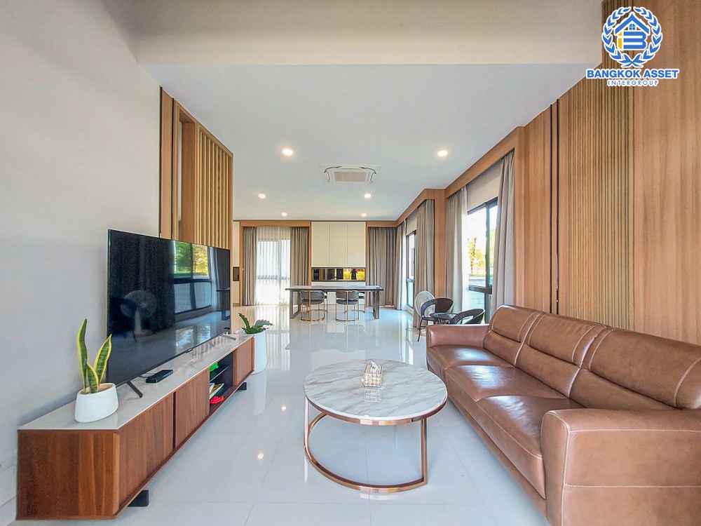 *****บ้านเดี่ยวมือสอง โครงการ เดอะซิตี้ราชพฤกษ์-ปิ่นเกล้า หลังมุม เนื้อที่ 99.80 ตร.ว. ฟังก์ชัน 4 ห้องนอน 4 ห้องน้ำ 3 ที่จอดรถ บ้านสภาพดีเยี่ยม ของแถมอีกเพียบ! บนทำเลเดินทางสะดวก เชื่อมต่อถนนกาญจนาภิเษก ถนนรัตนาธิเบศร์ ถนนบางกรวยไทรน้อย ใกล้รถไฟฟ้าสายสีม่วง "สถานีบางพลู" และจุดขึ้นทางด่วน "ศรีรัช"