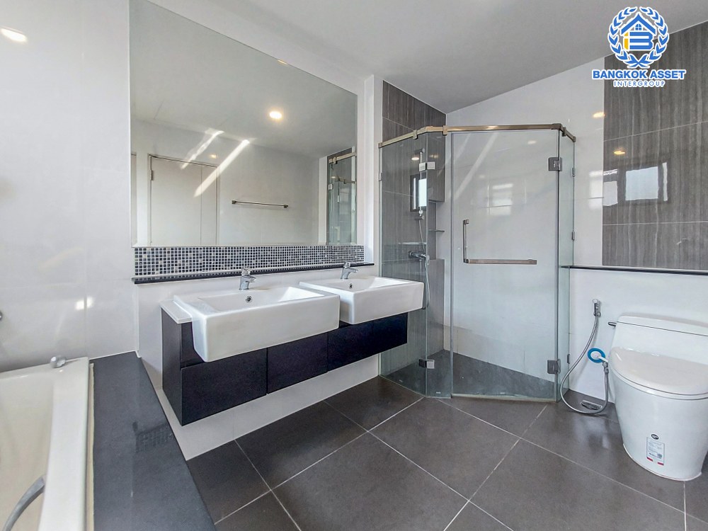 *****บ้านเดี่ยวมือสอง โครงการ เดอะซิตี้ราชพฤกษ์-ปิ่นเกล้า หลังมุม เนื้อที่ 99.80 ตร.ว. ฟังก์ชัน 4 ห้องนอน 4 ห้องน้ำ 3 ที่จอดรถ บ้านสภาพดีเยี่ยม ของแถมอีกเพียบ! บนทำเลเดินทางสะดวก เชื่อมต่อถนนกาญจนาภิเษก ถนนรัตนาธิเบศร์ ถนนบางกรวยไทรน้อย ใกล้รถไฟฟ้าสายสีม่วง "สถานีบางพลู" และจุดขึ้นทางด่วน "ศรีรัช"