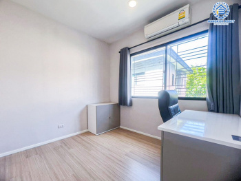 *****ทาวน์โฮม 3 ชั้นมือสอง โครงการ บ้านกลางเมือง งามวงศ์วาน เนื้อที่กว้าง 18.90 ตร.ว. ฟังก์ชัน 3 ห้องนอน 3 ห้องน้ำ 1 ที่จอดรถ บ้านสภาพดีเยี่ยม แถมเฟอร์นิเจอร์อีกเพียบ ราคาถูกที่สุดในโครงการ ตั้งบนทำเลเดินทางสะดวก เชื่อมต่อถนนวิภาวดี-รังสิต ถนนประชาชื่น ถนนงามวงศ์วาน จองเลย!