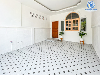 *****ทาวน์เฮ้าส์มือสองกรุงเทพมหานคร โครงการ สุภาวัลย์ หทัยราษฎร์ เนื้อที่ 18 ตร.ว. ฟังก์ชัน 2 ห้องนอน 2 ห้องน้ำ 1 ที่จอดรถ บ้านตกแต่งใหม่ พร้อมเฟอร์นิเจอร์ บนทำเลหน้าโครงการติดหทัยราษฎร์ เชื่อมต่อถนนพระยาสุเรนทร์, ถนนเลียบคลองสอง และถนนรามอินทรา ห้ามพลาด!