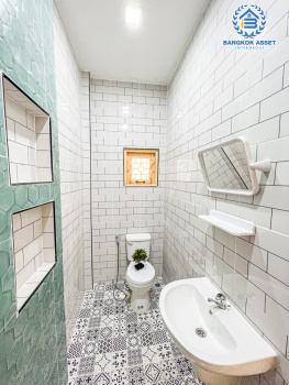 *****ทาวน์เฮ้าส์มือสองกรุงเทพมหานคร โครงการ สุภาวัลย์ หทัยราษฎร์ เนื้อที่ 18 ตร.ว. ฟังก์ชัน 2 ห้องนอน 2 ห้องน้ำ 1 ที่จอดรถ บ้านตกแต่งใหม่ พร้อมเฟอร์นิเจอร์ บนทำเลหน้าโครงการติดหทัยราษฎร์ เชื่อมต่อถนนพระยาสุเรนทร์, ถนนเลียบคลองสอง และถนนรามอินทรา ห้ามพลาด!