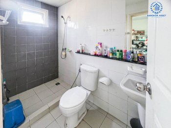 *****บ้านแฝดมือสอง โครงการ อารียาเดอะวิลเลจ กาญจนาภิเษก-ราชพฤกษ์ เนื้อที่กว้าง 37.60 ตร.ว. ฟังก์ชัน 3 ห้องนอน 2 ห้องน้ำ 1 ที่จอดรถ ภายในสภาพสวย ตกแต่งเรียบ ๆ ดูทันสมัย บนทำเลแห่งการเดินทาง เชื่อมต่อถนนชัยพฤกษ์, ถนนกาญจนาภิเษก, ถนน 340 ใกล้รถไฟฟ้าสายสีม่วง "สถานีคลองบางไผ่"