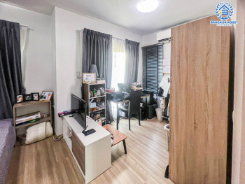 *****บ้านแฝดมือสอง โครงการ อารียาเดอะวิลเลจ กาญจนาภิเษก-ราชพฤกษ์ เนื้อที่กว้าง 37.60 ตร.ว. ฟังก์ชัน 3 ห้องนอน 2 ห้องน้ำ 1 ที่จอดรถ ภายในสภาพสวย ตกแต่งเรียบ ๆ ดูทันสมัย บนทำเลแห่งการเดินทาง เชื่อมต่อถนนชัยพฤกษ์, ถนนกาญจนาภิเษก, ถนน 340 ใกล้รถไฟฟ้าสายสีม่วง "สถานีคลองบางไผ่"