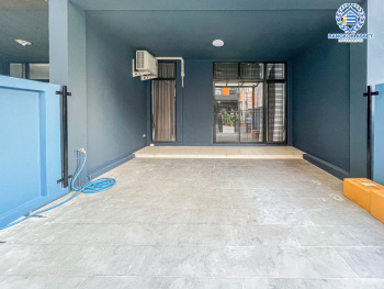 *****ทาวน์โฮมมือสองใจกลางเมืองนนทบุรี หมู่บ้าน เฮาส์35 แจ้งวัฒนะ #หลังมุม เนื้อที่เกือบ 20 ตร.ว. ฟังก์ชัน 3 ห้องนอน 3 ห้องน้ำ 2 ที่จอดรถ บ้านสภาพดี พร้อมอยู่ บนทำเลเยี่ยม เชื่อมต่อ ถนนแจ้งวัฒนะ, ถนนปากเกร็ด, ถนนติวานนท์ ใกล้รถไฟฟ้าสายสีชมพู "สถานีแจ้งวัฒนะ-ปากเกร็ด 28" ที่จะเสร็จในอนาคต  และทางด่วน "ศรีรัช"