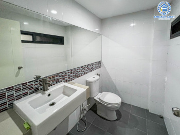 *****ทาวน์โฮมมือสองใจกลางเมืองนนทบุรี หมู่บ้าน เฮาส์35 แจ้งวัฒนะ #หลังมุม เนื้อที่เกือบ 20 ตร.ว. ฟังก์ชัน 3 ห้องนอน 3 ห้องน้ำ 2 ที่จอดรถ บ้านสภาพดี พร้อมอยู่ บนทำเลเยี่ยม เชื่อมต่อ ถนนแจ้งวัฒนะ, ถนนปากเกร็ด, ถนนติวานนท์ ใกล้รถไฟฟ้าสายสีชมพู "สถานีแจ้งวัฒนะ-ปากเกร็ด 28" ที่จะเสร็จในอนาคต  และทางด่วน "ศรีรัช"