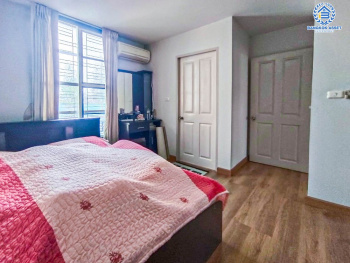 *****ทาวน์โฮม 3 ชั้นมือสอง โครงการ บ้านกลางเมือง รัชวิภา หลังมุม เนื้อที่กว้าง 34.10 ตร.ว. ฟังก์ชัน 3 ห้องนอน 4 ห้องน้ำ 2 ที่จอดรถ พื้นที่กว้างขวาง ออกแบบภายในสไตล์บ้านเดี่ยว บนทำเลดี เชื่อมต่อถนนพหลโยธิน ถนนวิภาวดีรังสิต ถนนงามวงศ์วาน ถนนประชาชื่น ใกล้จุดขึ้นทางด่วน "ศรีรัช" จองเลย!