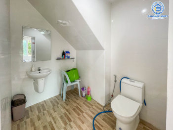 *****บ้านเดี่ยวมือสองนนทบุรี หมู่บ้าน ภัชภิชา ท่าน้ำนนท์ #หลังมุม เนื้อที่กว้างเกือบ 56 ตร.ว. ฟังก์ชัน 2 ห้องนอน 3 ห้องน้ำ 1 ที่จอดรถ ตกแต่งภายในดีมาก พร้อมเข้าอยู่ แถมฟรี! 3 เครื่องปรับอากาศ บนทำเลติดถนนบางศรีเมือง ใกล้รถไฟฟ้าสายสีม่วง "สถานีแยกติวานนท์"