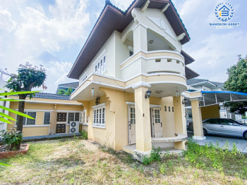 *****บ้านเดี่ยวมือสอง โครงการ มณีรินทร์ รัตนาธิเบศร์ จากแบรนด์ Property Perfect เนื้อที่ 72.50 ตร.ว. ฟังก์ชัน 4 ห้องนอน 2 ห้องน้ำ 2 ที่จอดรถ ต่อเติมห้องชั้นล่าง และห้องครัว โครงการตั้งบนทำเลเดินทางสะดวก ใกล้รถไฟฟ้าสายสีม่วง "สถานีบางรักน้อยท่าอิฐ" และจุดขึ้นทางด่วน "งามวงศ์วาน"