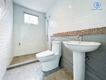 *****บ้านเดี่ยวมือสองนนทบุรี โครงการ ชลลดา วัดลาดปลาดุก เนื้อที่กว้างถึง 52.5 ตร.ว. ฟังก์ชัน 3 ห้องนอน 2 ห้องน้ำ 2 ที่จอดรถ บ้านสวย รีโนเวทแล้ว พร้อมเข้าอยู่  บนทำเลดี เพียง 15 นาทีถึงรถไฟฟ้าสายสีม่วง "สถานีคลองบางไผ่" ห้ามพลาด...จองเลย!