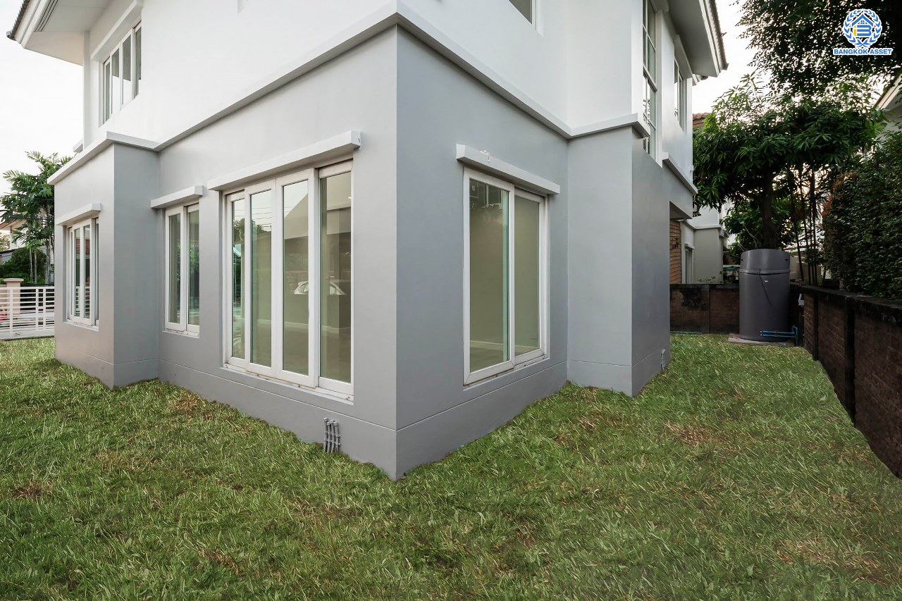 บ้านมือสองตกแต่งใหม่ โครงการ คาซ่าวิลล์ ราชพฤกษ์-รัตนาธิเบศร์1 (Q.House) หลังมุม ดีไซน์ Modern เนื้อที่ 62 ตร.ว. ฟังก์ชัน 3 ห้องนอน 3 ห้องน้ำ จอดรถได้ถึง 4 คัน บนทำเลศักยภาพ ติดถนนราชพฤกษ์ ใกล้เซ็นทรัลเวสต์เกต และรถไฟฟ้า "สถานีบางรักน้อยท่าอิฐ"