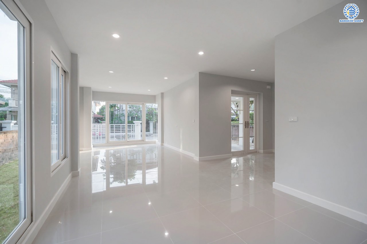 บ้านมือสองตกแต่งใหม่ โครงการ คาซ่าวิลล์ ราชพฤกษ์-รัตนาธิเบศร์1 (Q.House) หลังมุม ดีไซน์ Modern เนื้อที่ 62 ตร.ว. ฟังก์ชัน 3 ห้องนอน 3 ห้องน้ำ จอดรถได้ถึง 4 คัน บนทำเลศักยภาพ ติดถนนราชพฤกษ์ ใกล้เซ็นทรัลเวสต์เกต และรถไฟฟ้า "สถานีบางรักน้อยท่าอิฐ"