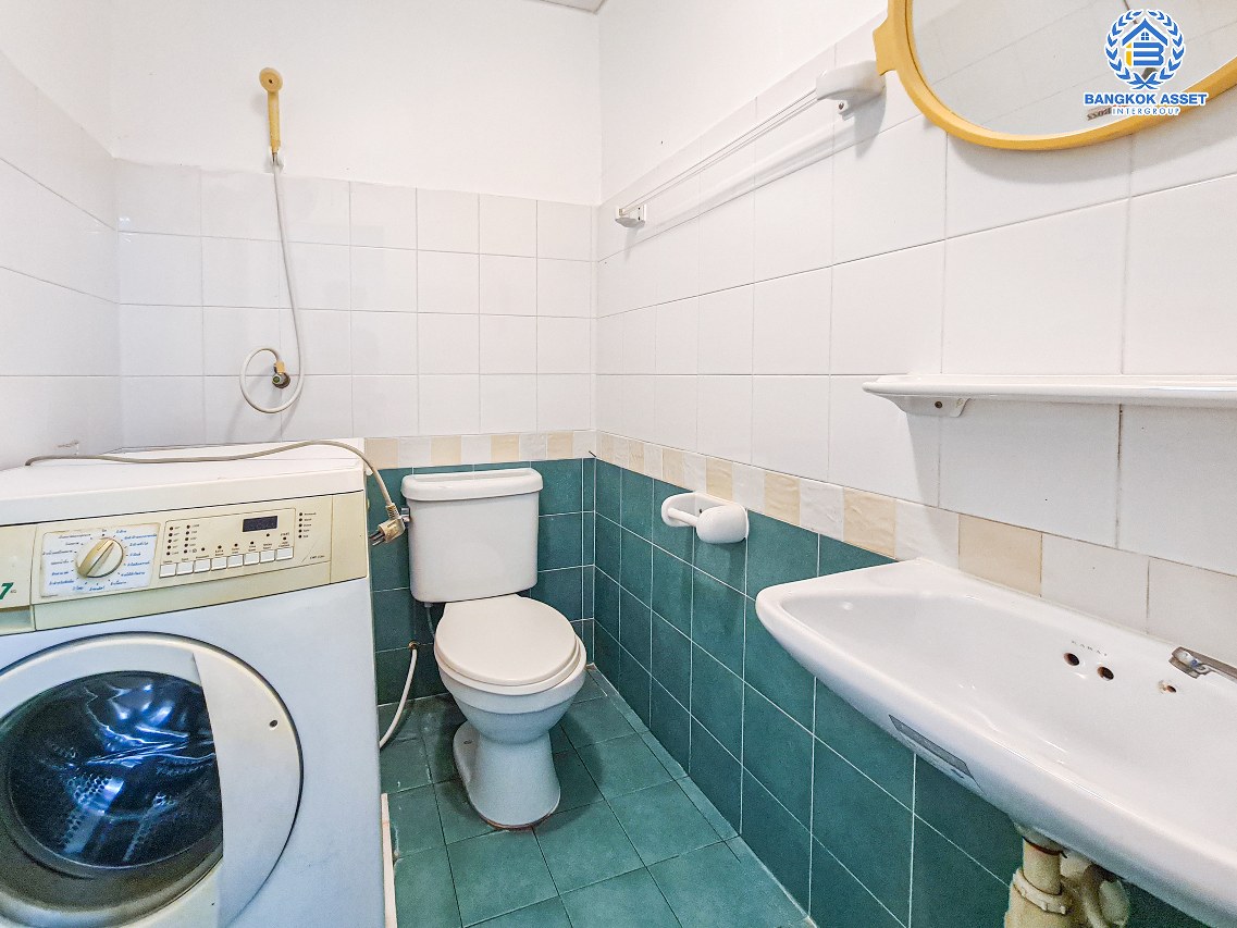 ทาวน์เฮ้าส์มือสองนนทบุรี หมู่บ้าน พฤกษา38 ชัยพฤกษ์-วงแหวน เนื้อที่ 18 ตร.ว. ฟังก์ชัน 3 ห้องนอน 2 ห้องน้ำ 1 ที่จอดรถ แถมเฟอร์นิเจอร์ทั้งหลัง บนทำเลแห่งการเดินทาง ใกล้เซ็นทรัลเวสต์เกต และรถไฟฟ้าสายสีม่วง "สถานีคลองบางไผ่" จองเลย!