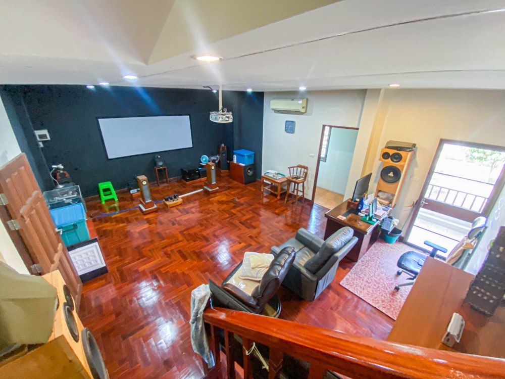 *****บ้านเดี่ยวมือสอง โครงการ กฤษดานคร31 บรมราชชนนี เนื้อที่ 98.10 ตร.ว. ฟังก์ชัน 4 ห้องนอน 2 ห้องน้ำ 2 ที่จอดรถ บ้านสภาพสวยมาก วิวริมน้ำ พร้อมเข้าอยู่ บนทำเลเดินทางสะดวก เชื่อมต่อถนนพุทธมณฑลสาย2, ถนนเพชรเกษม ใกล้รถไฟสายสีแดง "สถานีตลิ่งชัน" และทางคู่ขนานลอยฟ้าบรมราชชนนี