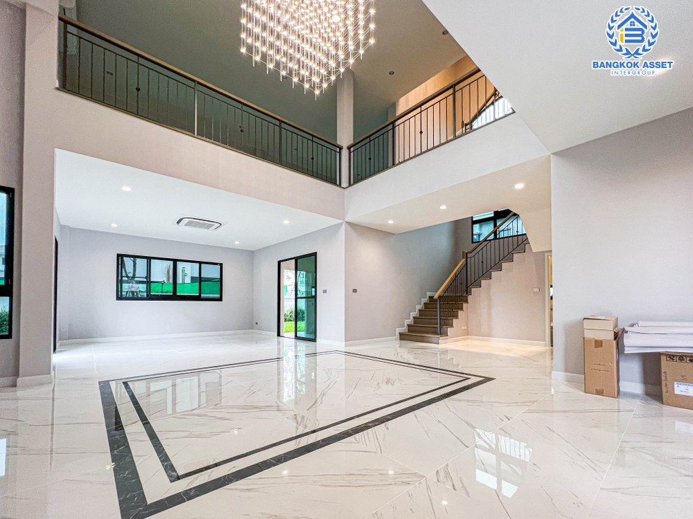 *****บ้านเดี่ยว 3 ชั้นมือสอง โครงการ ศุภาลัย เอเลแกนซ์ บรมราชชนนี เนื้อที่กว้าง 132.50 ตร.ว. ฟังก์ชัน 4 ห้องนอน 5 ห้องน้ำ 4 ที่จอดรถ บ้านสวย พร้อมอยู่ ขายถูก ๆ บนทำเลเดินทางสะดวก เชื่อมต่อถนนบรมราชชนนี, ถนนกาญจนาภิเษก, ถนนราชพฤกษ์ ใกล้จุดขึ้นทางด่วน "ศรีรัชวงแหวนรอบนอก"