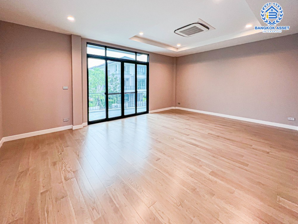 *****บ้านเดี่ยว 3 ชั้นมือสอง โครงการ ศุภาลัย เอเลแกนซ์ บรมราชชนนี เนื้อที่กว้าง 132.50 ตร.ว. ฟังก์ชัน 4 ห้องนอน 5 ห้องน้ำ 4 ที่จอดรถ บ้านสวย พร้อมอยู่ ขายถูก ๆ บนทำเลเดินทางสะดวก เชื่อมต่อถนนบรมราชชนนี, ถนนกาญจนาภิเษก, ถนนราชพฤกษ์ ใกล้จุดขึ้นทางด่วน "ศรีรัชวงแหวนรอบนอก"