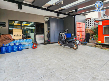 *****บ้านแฝดมือสอง โครงการ เดอะคอนเนค37 หลักสี่-ดอนเมือง หลังมุม โครงการใหม่ เนื้อที่ 42.70 ตร.ว. ฟังก์ชัน 3 ห้องนอน 2 ห้องน้ำ 2 ที่จอดรถ บริเวณบ้านกว้าง แต่งสวยสไตล์โมเดิร์น บนทำเลดี เชื่อมต่อถนนช่างอากาศอุทิศ ถนนสรงประภา ถนนโกสุมรวมใจ ใกล้รถไฟฟ้าสายสีแดง "สถานีดอนเมือง"