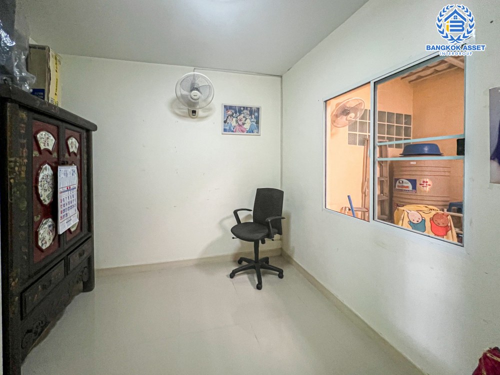 *****ทาวน์เฮ้าส์มือสอง โครงการ ไพร์มเพลส เดอะกรีนเนอรี่ บางใหญ่ เนื้อที่กว้าง 23 ตร.ว. ฟังก์ชัน 3 ห้องนอน 2 ห้องน้ำ 2 ที่จอดรถ สิ่งแวดล้อมโครงการดี บนทำเลเดินทางสะดวก เชื่อมต่อถนนกาญจนาภิเษก ใกล้รถไฟฟ้าสายสีม่วง "สถานีคลองบางไผ่" และจุดขึ้นทางด่วน "ศรีรัช" จองเลย!