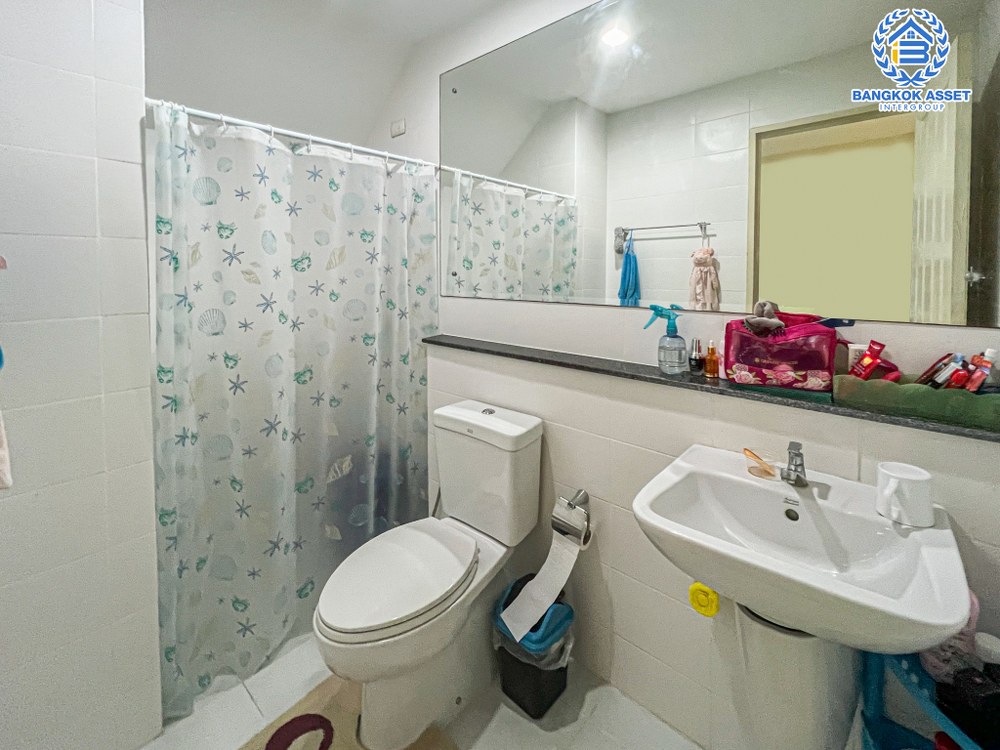 *****ทาวน์เฮ้าส์มือสอง โครงการ ไพร์มเพลส เดอะกรีนเนอรี่ บางใหญ่ เนื้อที่กว้าง 23 ตร.ว. ฟังก์ชัน 3 ห้องนอน 2 ห้องน้ำ 2 ที่จอดรถ สิ่งแวดล้อมโครงการดี บนทำเลเดินทางสะดวก เชื่อมต่อถนนกาญจนาภิเษก ใกล้รถไฟฟ้าสายสีม่วง "สถานีคลองบางไผ่" และจุดขึ้นทางด่วน "ศรีรัช" จองเลย!