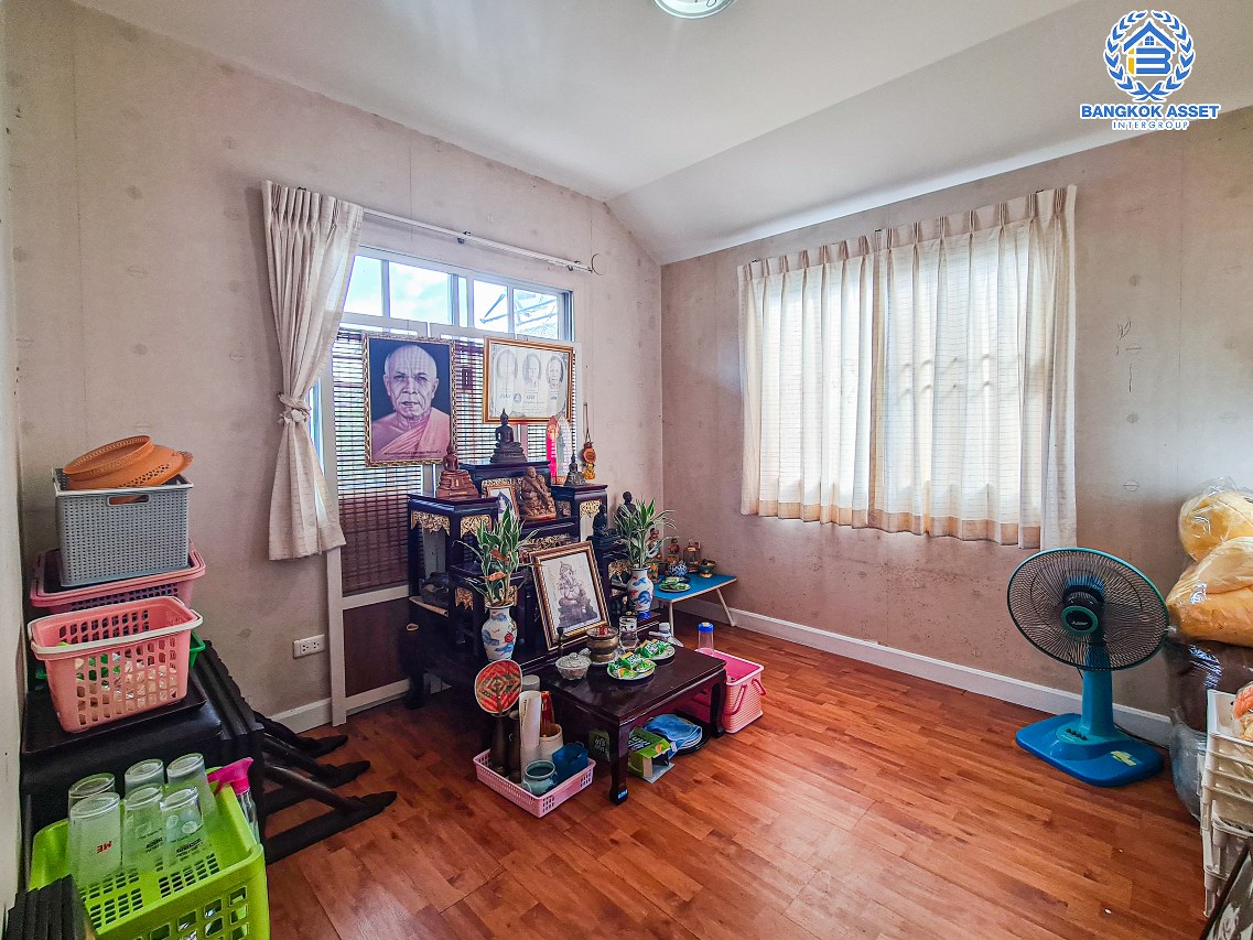 *****บ้านเดี่ยวมือสองกรุงเทพมหานคร โครงการ ชัยพฤกษ์ เพชรเกษม81 #หลังมุม เนื้อที่กว้าง 53.2 ตร.ว. ฟังก์ชัน 3 ห้องนอน 3 ห้องน้ำ 2 ที่จอดรถ บ้านสภาพดี มีพื้นที่ด้านข้างสำหรับจัดสวน ทำเลเดินทางสะดวก เชื่อมต่อถนนเพชรเกษม ถนนมาเจริญ และใกล้ทางด่วน "เพชรเกษม" จองเลย!