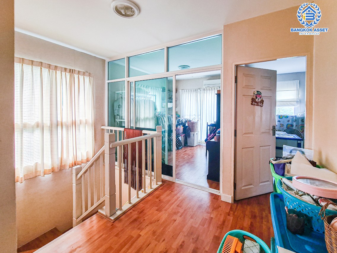 *****บ้านเดี่ยวมือสองกรุงเทพมหานคร โครงการ ชัยพฤกษ์ เพชรเกษม81 #หลังมุม เนื้อที่กว้าง 53.2 ตร.ว. ฟังก์ชัน 3 ห้องนอน 3 ห้องน้ำ 2 ที่จอดรถ บ้านสภาพดี มีพื้นที่ด้านข้างสำหรับจัดสวน ทำเลเดินทางสะดวก เชื่อมต่อถนนเพชรเกษม ถนนมาเจริญ และใกล้ทางด่วน "เพชรเกษม" จองเลย!