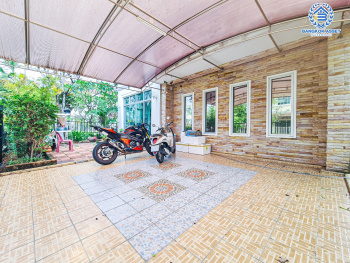 *****บ้านเดี่ยวมือสองกรุงเทพมหานคร โครงการ ชัยพฤกษ์ เพชรเกษม81 #หลังมุม เนื้อที่กว้าง 53.2 ตร.ว. ฟังก์ชัน 3 ห้องนอน 3 ห้องน้ำ 2 ที่จอดรถ บ้านสภาพดี มีพื้นที่ด้านข้างสำหรับจัดสวน ทำเลเดินทางสะดวก เชื่อมต่อถนนเพชรเกษม ถนนมาเจริญ และใกล้ทางด่วน "เพชรเกษม" จองเลย!