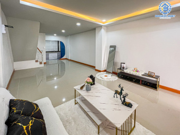 *****ทาวน์เฮ้าส์มือสองกรุงเทพมหานคร หมู่บ้าน ลีลา นิมิตรใหม่ เนื้อที่ 16.5 ตร.ว. ฟังก์ชัน 2 ห้องนอน 2 ห้องน้ำ 1 ที่จอดรถ บ้านตกแต่งใหม่ สวยมาก แถมฟรี! พร้อมเฟอร์นิเจอร์ บนทำเลแห่งการเดินทาง ติดถนนนิมิตรใหม่เชื่อมต่อ ถนนสุวินทวงศ์, ถนนประชาร่าวมใจ ห้ามพลาด!