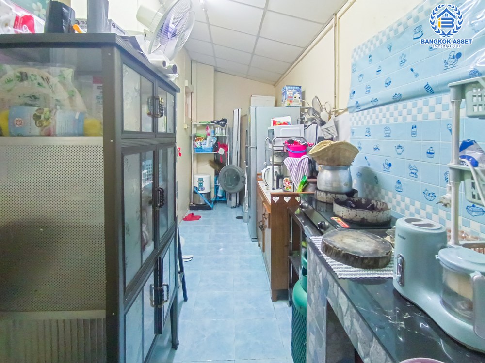 *****ทาวน์เฮ้าส์มือสอง โครงการ ไลโอ พหลโยธิน-วัชรพล เนื้อที่ 18 ตร.ว. ฟังก์ชัน 3 ห้องนอน 2 ห้องน้ำ บ้านสภาพดีเยี่ยม ฟรี! เครื่องปรับอากาศ บนทำเลเดินทางสะดวกสบาย เชื่อมต่อถนนสุขาภิบาล5 ถนนสายไหม ถนนเพิ่มสิน ใกล้จุดขึ้นทางด่วน "รามอินทรา-อาจณรงค์" จองเลย!