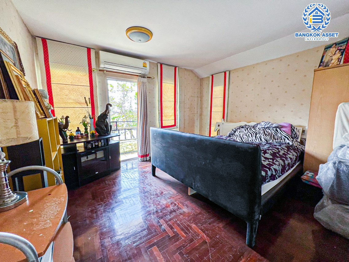 *****บ้านเดี่ยวมือสองนนทบุรี โครงการ ชลลดา วัดลาดปลาดุก #หลังมุม เนื้อที่กว้างขวางถึง 72 ตร.ว. ฟังก์ชัน 3 ห้องนอน 2 ห้องน้ำ 1 ที่จอดรถ บ้านเนื้อที่เยอะ ติดทะเลสาบ บนทำเลแห่งการเดินทาง เพียง 15 นาทีถึงรถไฟฟ้าสายสีม่วง "สถานีคลองบางไผ่" จองเลย!